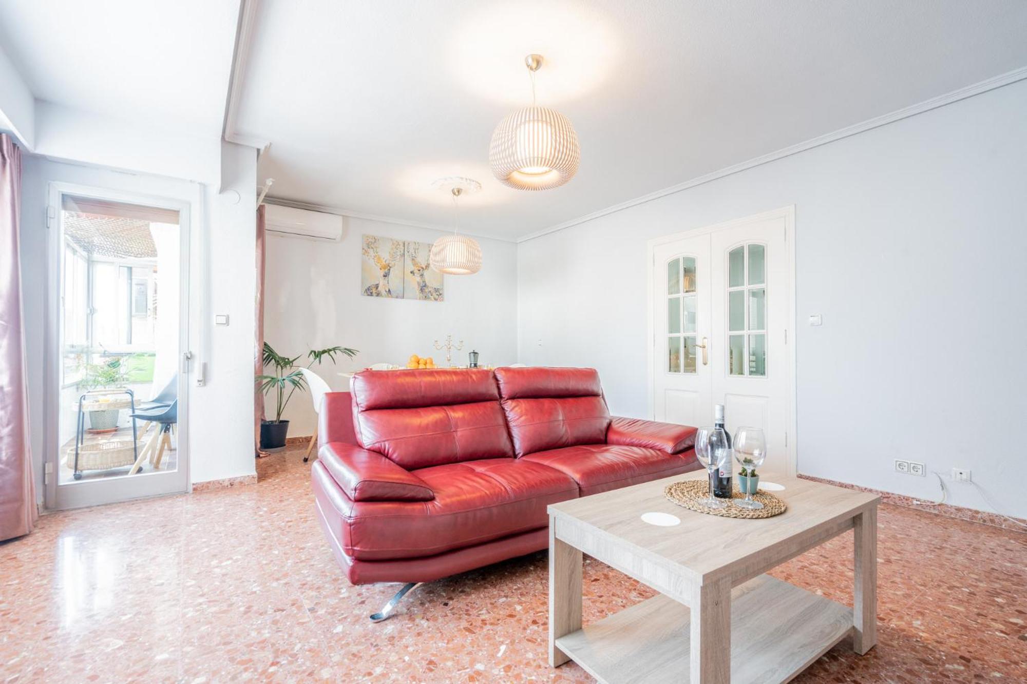 ולנסיה Apartamento Familiar En Avenida Del Puerto מראה חיצוני תמונה