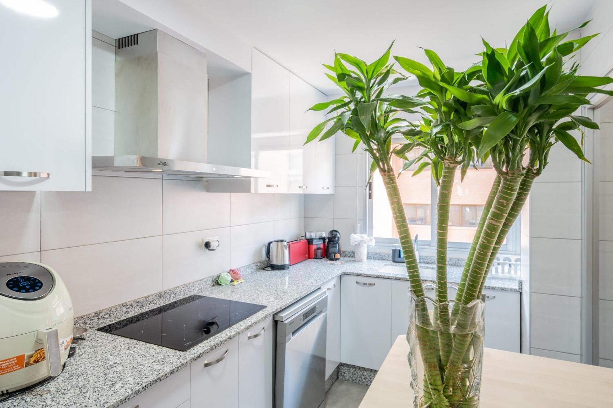 ולנסיה Apartamento Familiar En Avenida Del Puerto מראה חיצוני תמונה